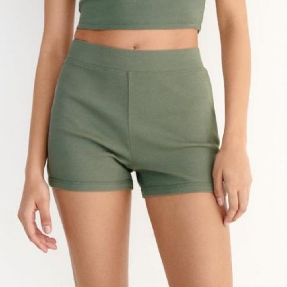 Zara Green Women's Shorts